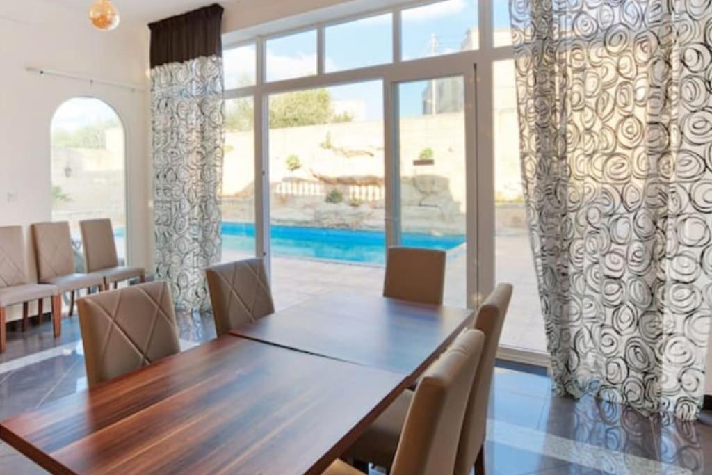 Velver Mansion, Malta - Luxury Villa With Pool ナッシャー エクステリア 写真