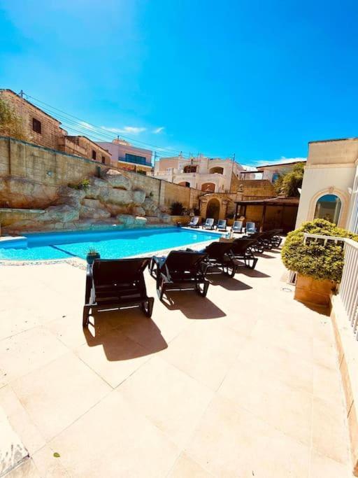 Velver Mansion, Malta - Luxury Villa With Pool ナッシャー エクステリア 写真